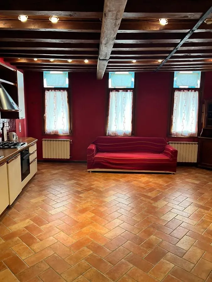 Venice Lin Apartment